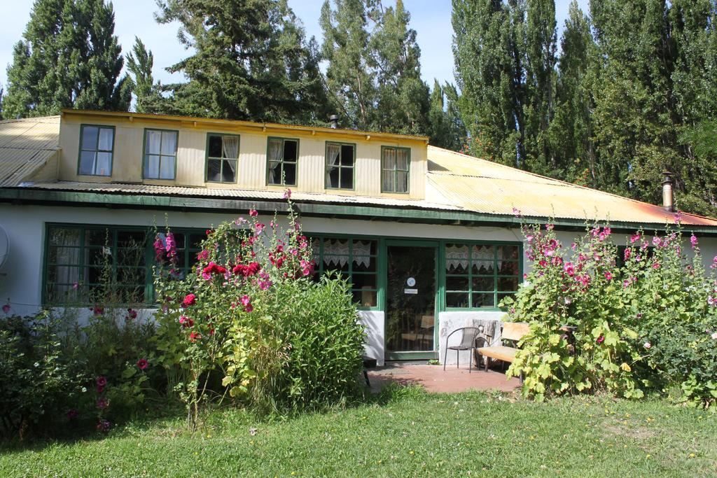 Hosteria De La Patagonia Chile Chico Exteriör bild