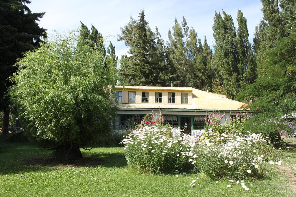 Hosteria De La Patagonia Chile Chico Exteriör bild